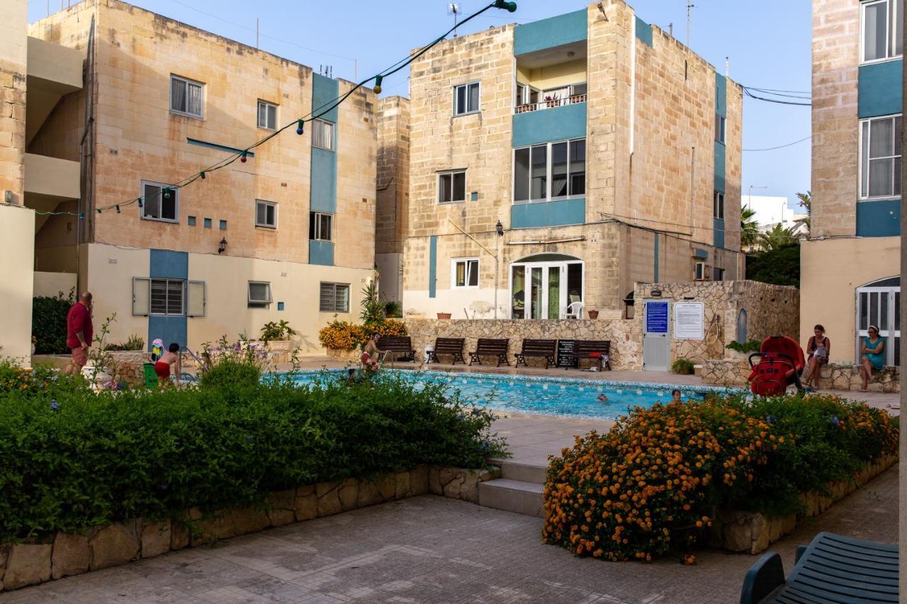 Dolmen Court Flat 10, Qawra Apartment St. Paul's Bay Bagian luar foto