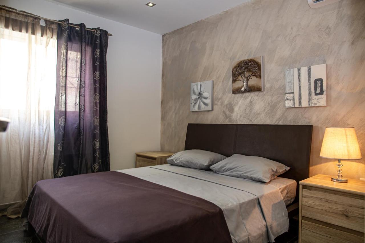 Dolmen Court Flat 10, Qawra Apartment St. Paul's Bay Bagian luar foto