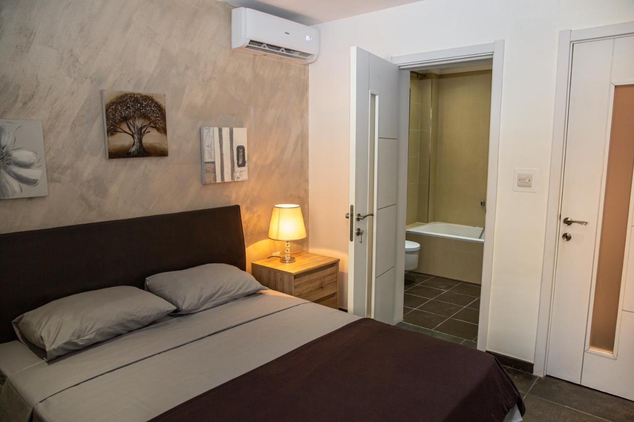 Dolmen Court Flat 10, Qawra Apartment St. Paul's Bay Bagian luar foto